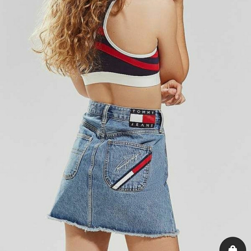 Vtg Tommy Hilfiger Denim 90s Denim Skirt Mid Blue Logo flag patch Size S